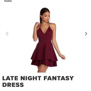 Burgundy Windsor dress (WORN ONCE)